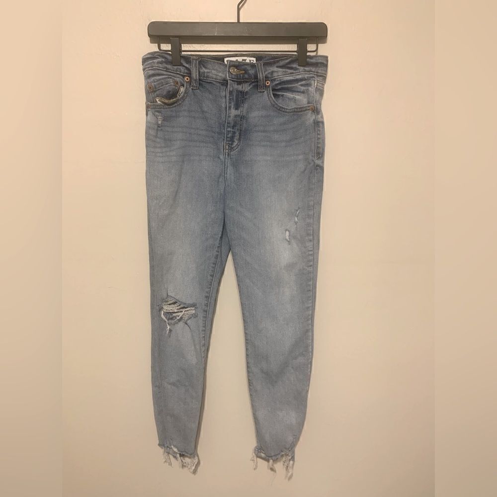 Daze distressed raw hem jeans size 29